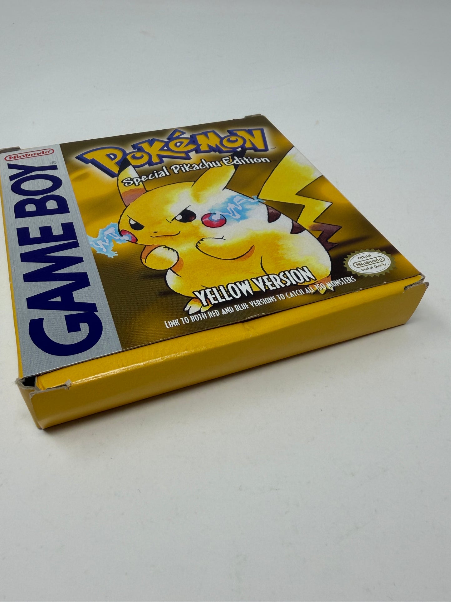 Pokemon Yellow GameBoy CIB