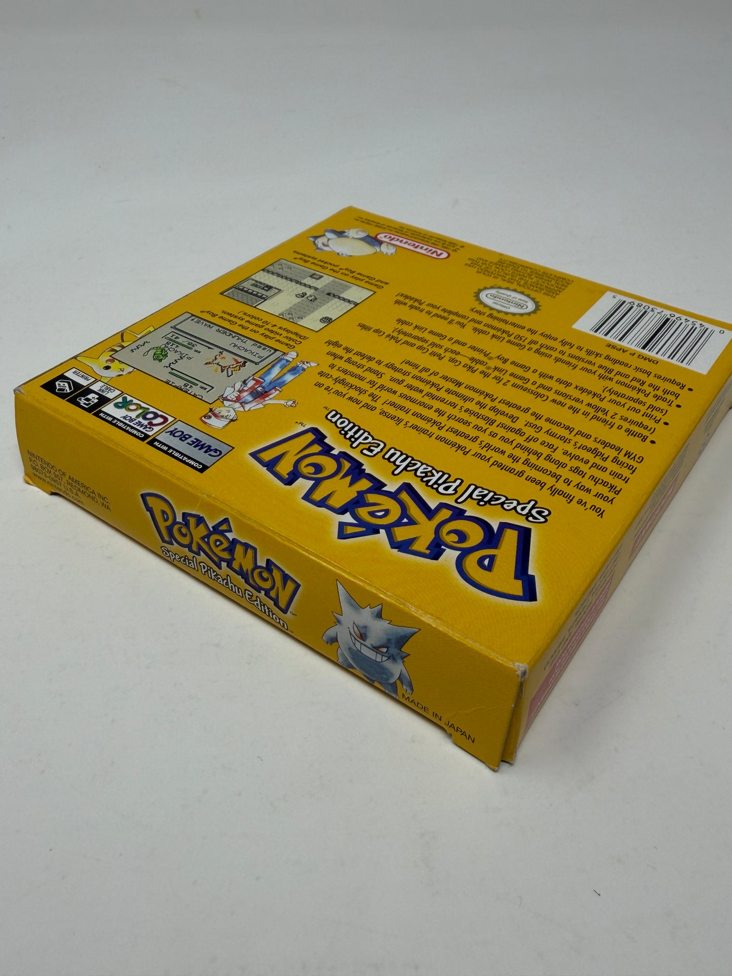 Pokemon Yellow GameBoy CIB