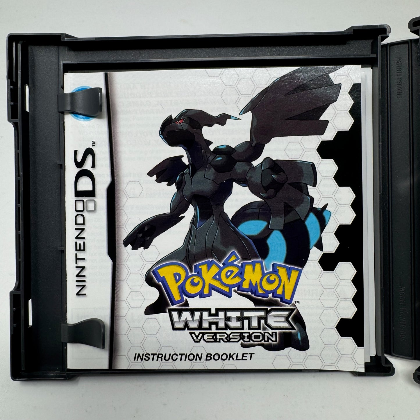 Pokemon White Version DS