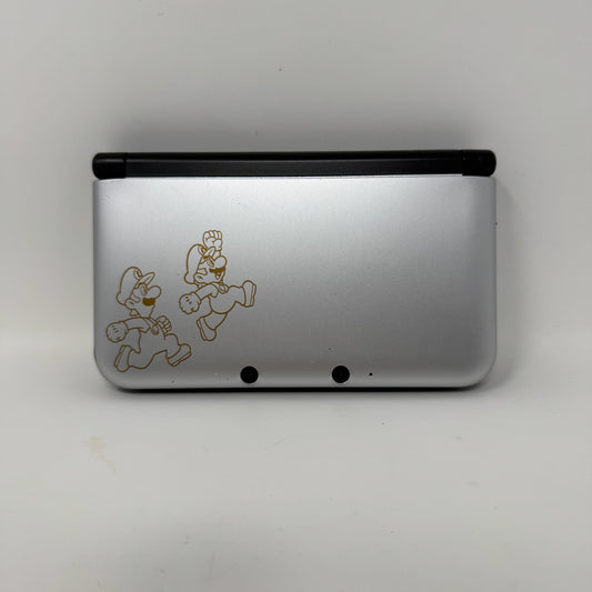 Nintendo 3DS XL Silver Mario & Luigi Dream Team Edition