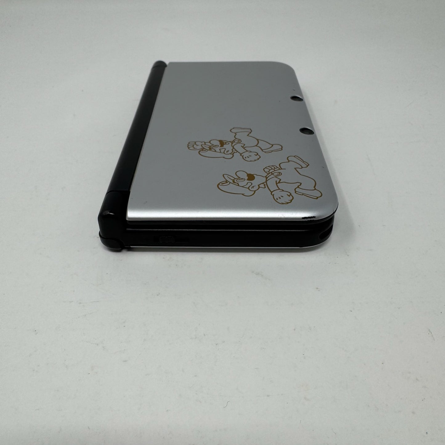 Nintendo 3DS XL Silver Mario & Luigi Dream Team Edition