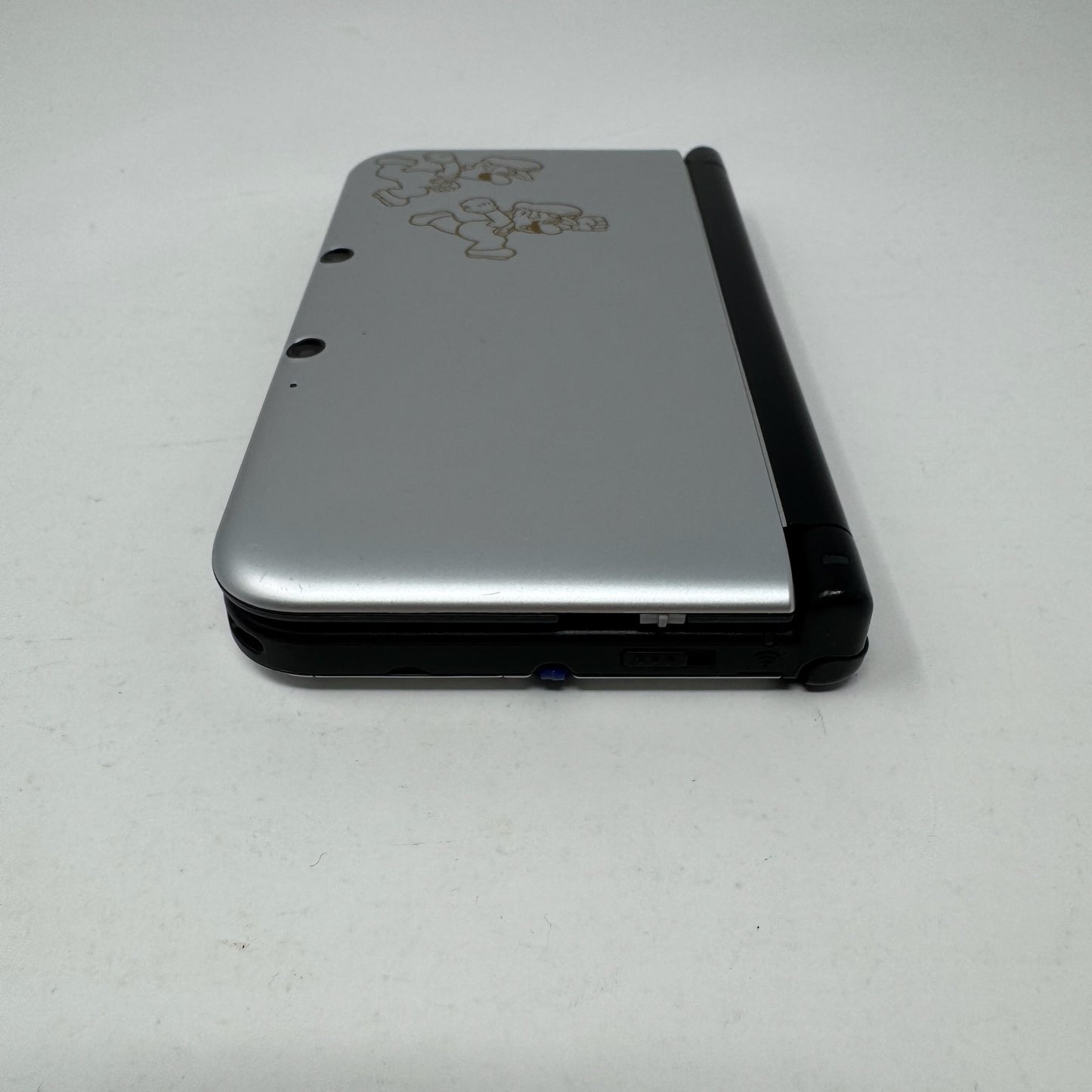 Nintendo 3DS XL Silver Mario & Luigi Dream Team Edition